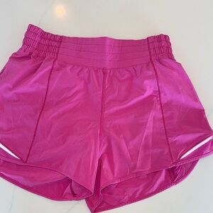 Women's Pink Hotty Hot High Rise 4” short lululemon